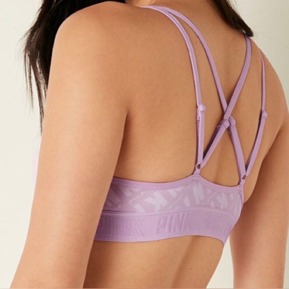 PINK ultimate Strappy back lightly lined sports bra S